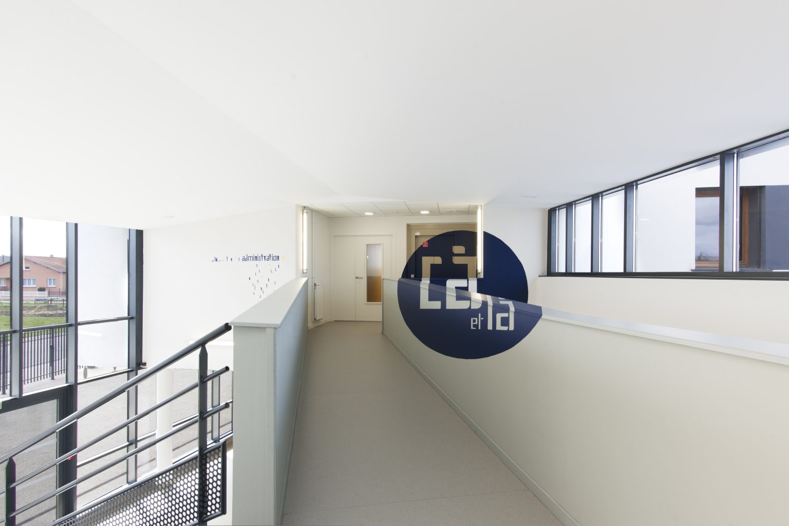 Collège Renée Gaillard (Bénamil) - vue 3