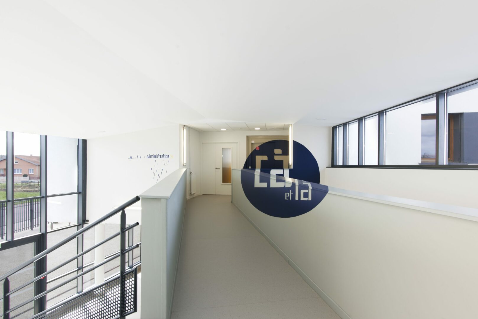 Collège Renée Gaillard (Bénamil) - vue 3